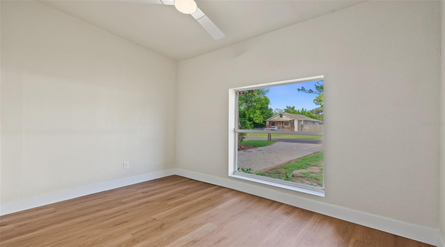 Tampa, Florida 33604, 3 Bedroom Bedrooms, ,2 Bathroombathrooms,Residential,For Sale,Edison,0,Mfrtb8538108