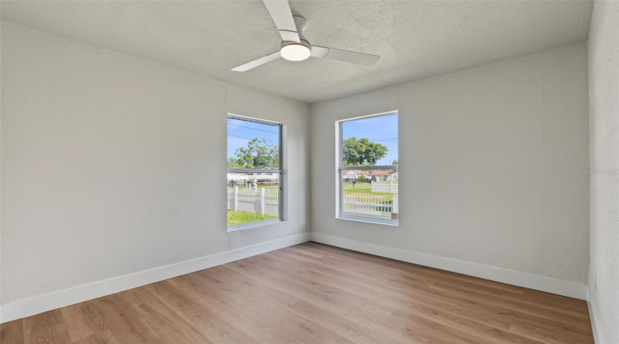 Tampa, Florida 33604, 3 Bedroom Bedrooms, ,2 Bathroombathrooms,Residential,For Sale,Edison,0,Mfrtb8538108