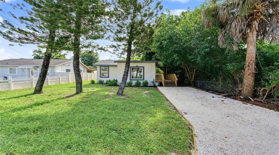 Tampa, Florida 33604, 3 Bedroom Bedrooms, ,2 Bathroombathrooms,Residential,For Sale,Edison,0,Mfrtb8538108