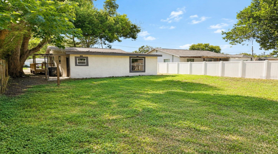 Tampa, Florida 33604, 3 Bedroom Bedrooms, ,2 Bathroombathrooms,Residential,For Sale,Edison,0,Mfrtb8538108