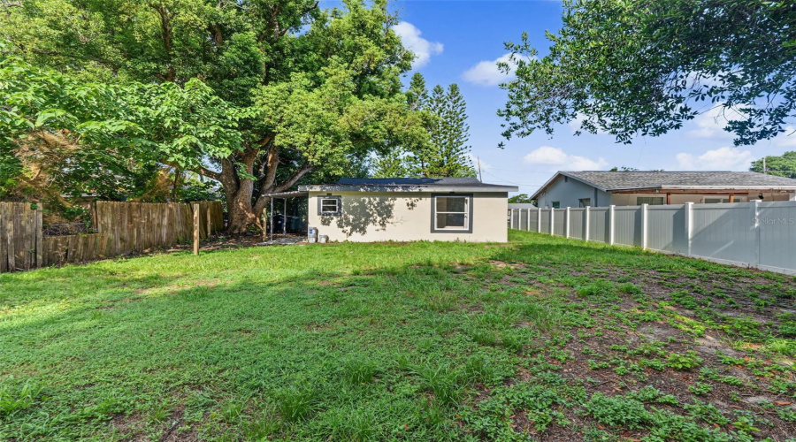 Tampa, Florida 33604, 3 Bedroom Bedrooms, ,2 Bathroombathrooms,Residential,For Sale,Edison,0,Mfrtb8538108