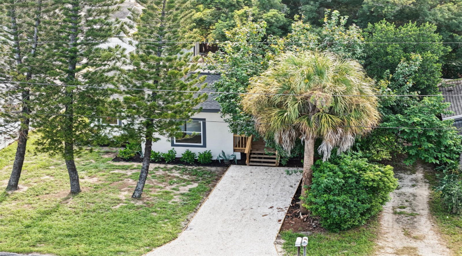 Tampa, Florida 33604, 3 Bedroom Bedrooms, ,2 Bathroombathrooms,Residential,For Sale,Edison,0,Mfrtb8538108