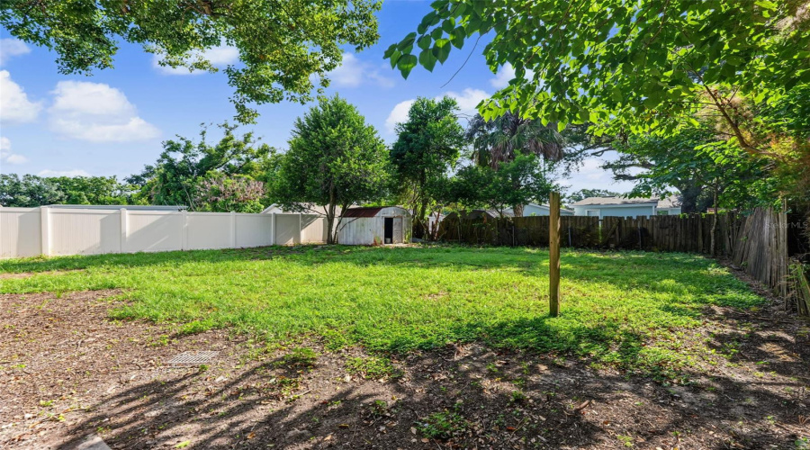 Tampa, Florida 33604, 3 Bedroom Bedrooms, ,2 Bathroombathrooms,Residential,For Sale,Edison,0,Mfrtb8538108