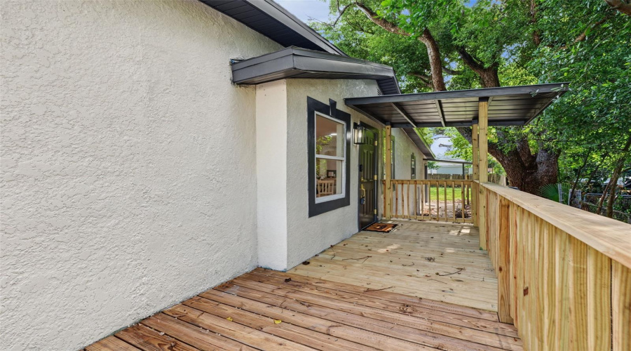 Tampa, Florida 33604, 3 Bedroom Bedrooms, ,2 Bathroombathrooms,Residential,For Sale,Edison,0,Mfrtb8538108