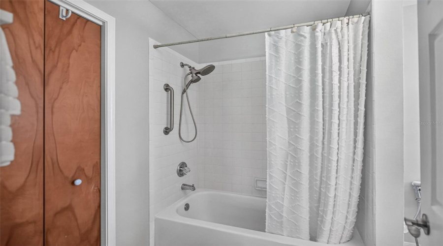 St Augustine, Florida 32080, 3 Bedroom Bedrooms, ,2 Bathroombathrooms,Residential,For Sale,4Th,0,Mfrfc320744