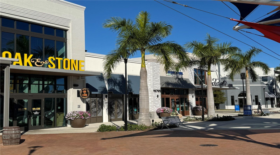 Restaurants &Amp; Shops @ Wellen Park