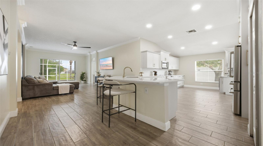 Oldsmar, Florida 34677, 4 Bedroom Bedrooms, ,2 Bathroombathrooms,Residential,For Sale,Cypress View,0,Mfrtb8542008