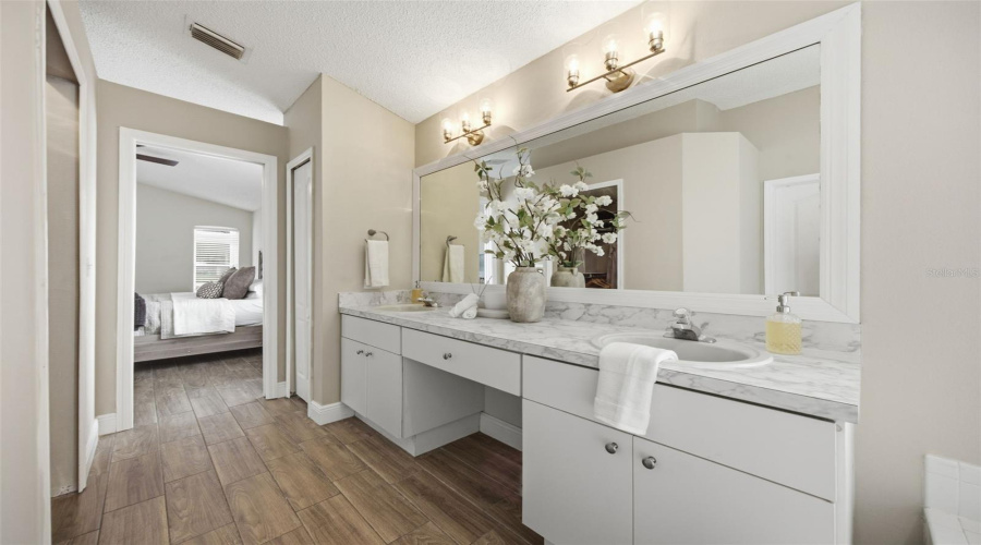 Primary En Suite With Double Sinks