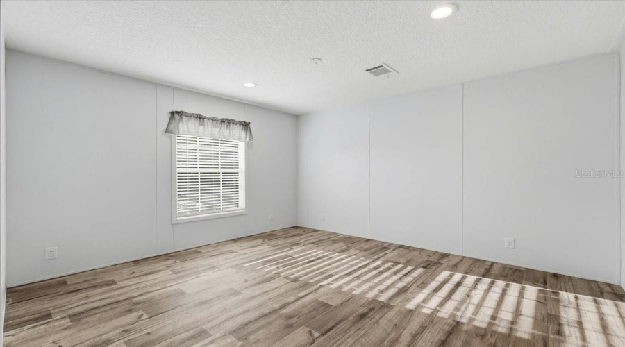 Port Richey, Florida 34668, 3 Bedroom Bedrooms, ,2 Bathroombathrooms,Residential,For Sale,Rampart,0,Mfrp4939434