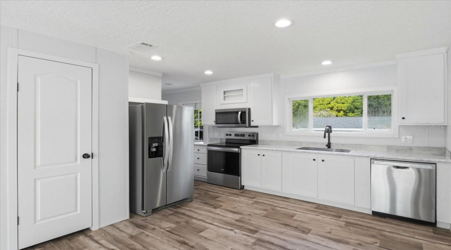 Port Richey, Florida 34668, 3 Bedroom Bedrooms, ,2 Bathroombathrooms,Residential,For Sale,Rampart,0,Mfrp4939434
