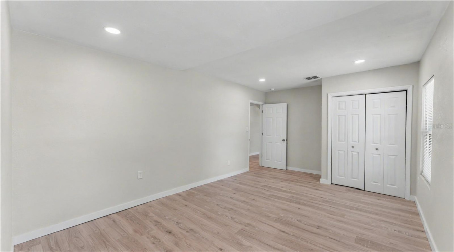 Lakeland, Florida 33815, 3 Bedroom Bedrooms, ,1 Bathroombathrooms,Residential,For Sale,Central,0,Mfrtb8516578