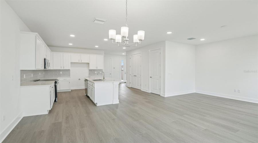 Wesley Chapel, Florida 33545, 3 Bedroom Bedrooms, ,2 Bathroombathrooms,Residential,For Sale,Clover Fin,0,Mfrtb8517429