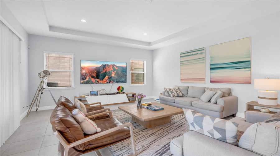 Winter Garden, Florida 34787, 5 Bedroom Bedrooms, ,4 Bathroombathrooms,Residential,For Sale,Canoe,0,Mfro6398949