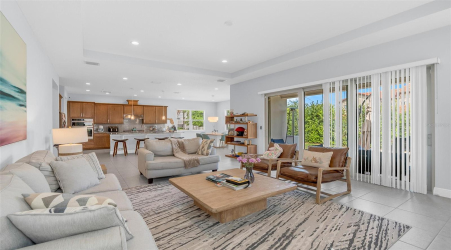 Winter Garden, Florida 34787, 5 Bedroom Bedrooms, ,4 Bathroombathrooms,Residential,For Sale,Canoe,0,Mfro6398949