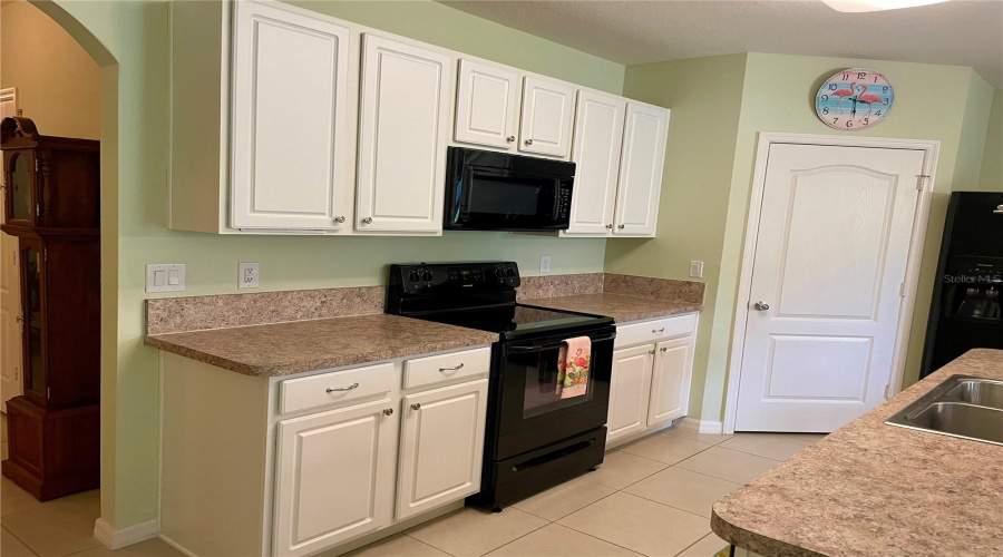 Edgewater, Florida 32141, 4 Bedroom Bedrooms, ,2 Bathroombathrooms,Residential,For Sale,Fishermans Cove,0,Mfrv4950228