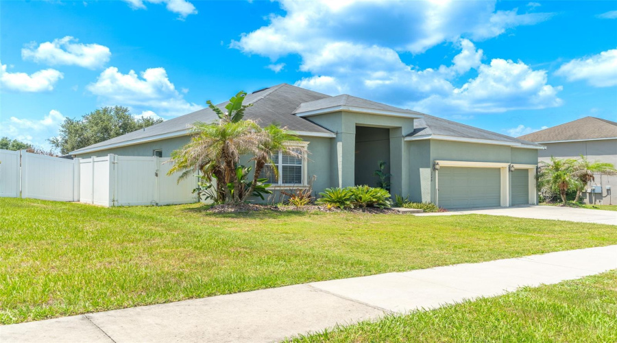 Winter Haven, Florida 33881, 5 Bedroom Bedrooms, ,3 Bathroombathrooms,Residential,For Sale,Fieldstone,0,Mfrl4962714