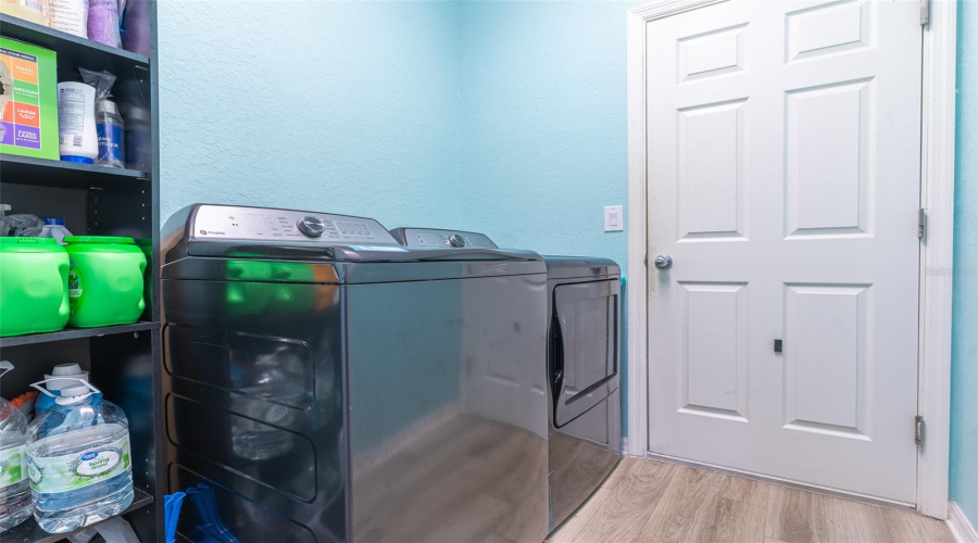 Winter Haven, Florida 33881, 5 Bedroom Bedrooms, ,3 Bathroombathrooms,Residential,For Sale,Fieldstone,0,Mfrl4962714