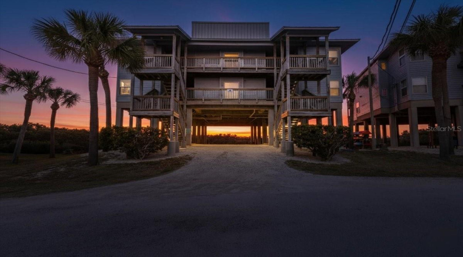 Cedar Key, Florida 32625, 2 Bedroom Bedrooms, ,2 Bathroombathrooms,Residential,For Sale,Old Mill,0,Mfrgc537298