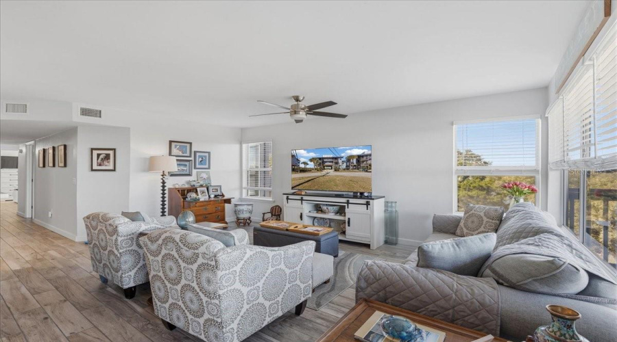 Cedar Key, Florida 32625, 2 Bedroom Bedrooms, ,2 Bathroombathrooms,Residential,For Sale,Old Mill,0,Mfrgc537298