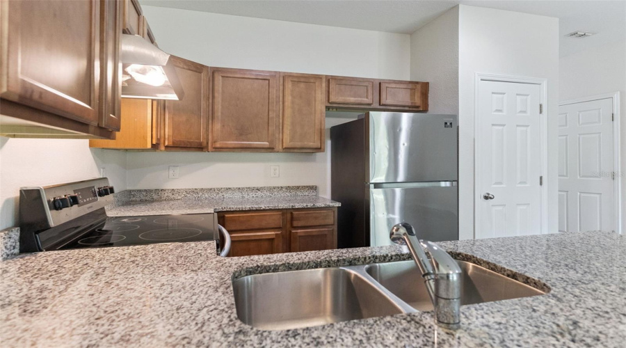 Jacksonville, Florida 32277, 3 Bedroom Bedrooms, ,2 Bathroombathrooms,Residential,For Sale,Rain Forest,0,Mfro6428129