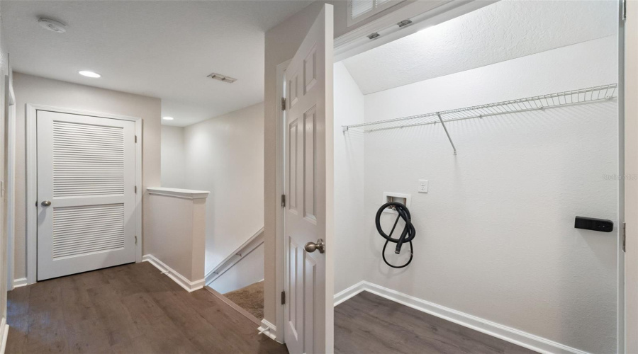 2 Floor Laundry