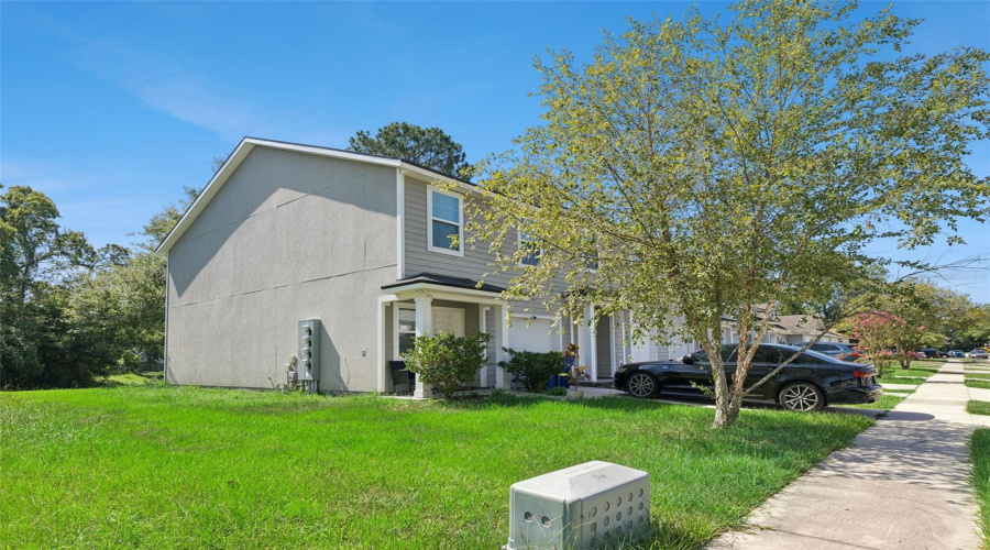 Jacksonville, Florida 32277, 3 Bedroom Bedrooms, ,2 Bathroombathrooms,Residential,For Sale,Rain Forest,0,Mfro6428129