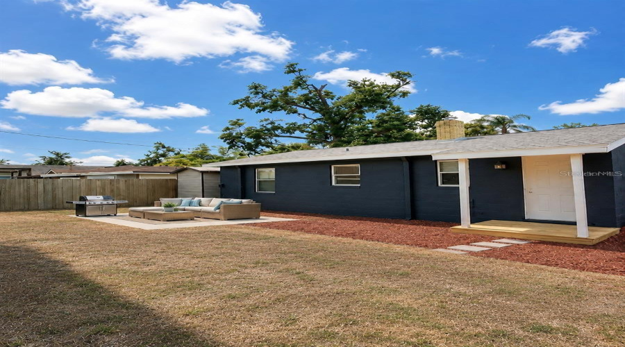 Tampa, Florida 33611, 3 Bedroom Bedrooms, ,2 Bathroombathrooms,Residential,For Sale,Gabrielle,0,Mfrtb8540550