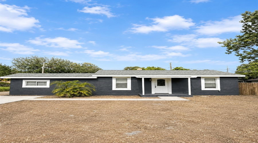 Tampa, Florida 33611, 3 Bedroom Bedrooms, ,2 Bathroombathrooms,Residential,For Sale,Gabrielle,0,Mfrtb8540550