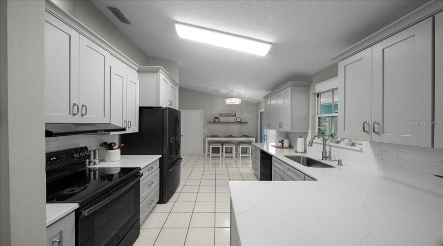 Ocala, Florida 34482, 3 Bedroom Bedrooms, ,2 Bathroombathrooms,Residential,For Sale,32Nd,0,Mfrom729467
