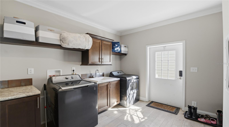Laundry Room/Mud Room