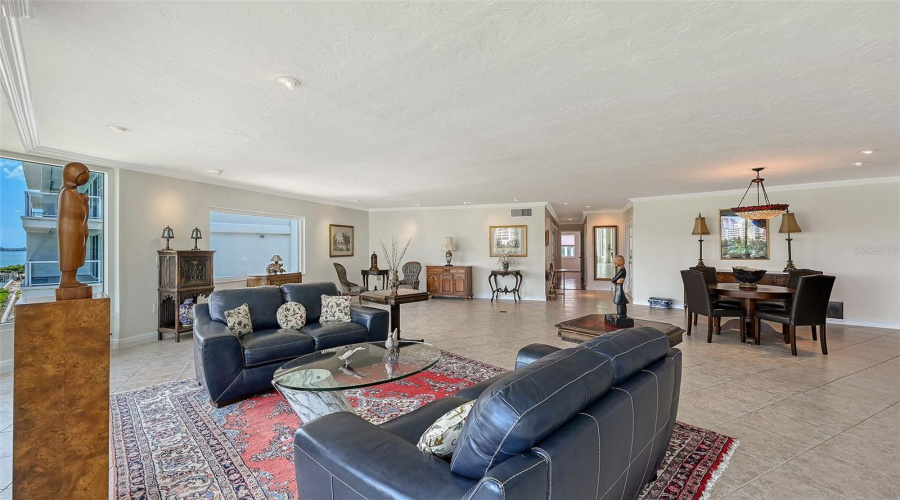 Sarasota, Florida 34236, 4 Bedroom Bedrooms, ,3 Bathroombathrooms,Residential,For Sale,Golden Gate Point,0,Mfra4701236