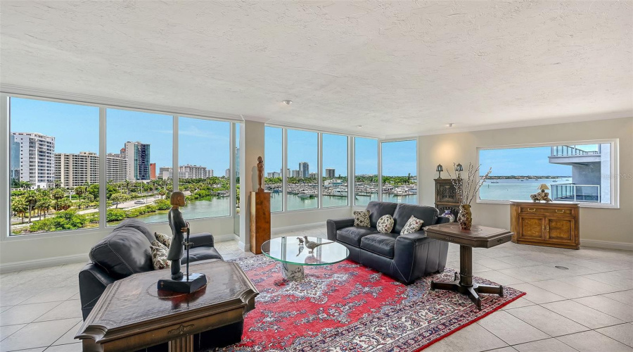 Sarasota, Florida 34236, 4 Bedroom Bedrooms, ,3 Bathroombathrooms,Residential,For Sale,Golden Gate Point,0,Mfra4701236