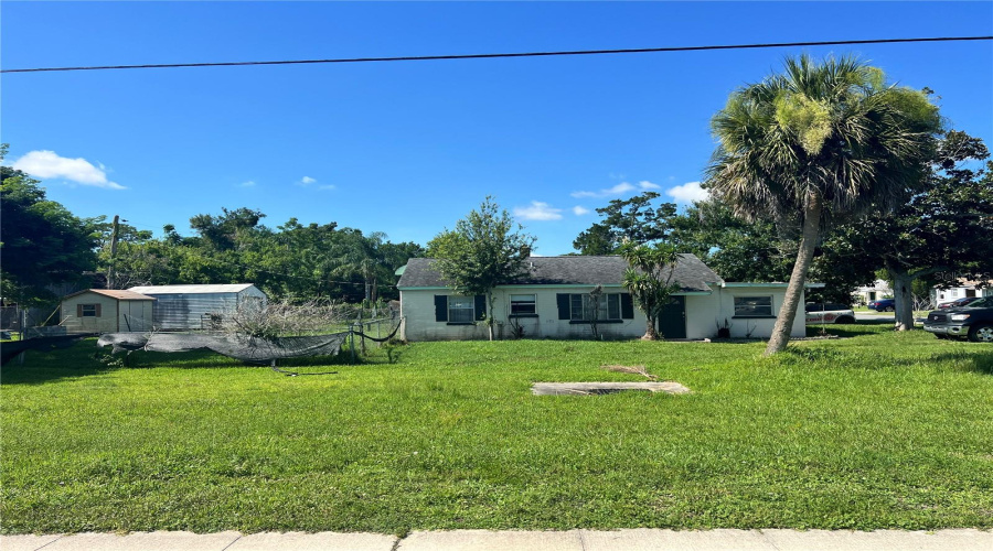 Cocoa, Florida 32922, 3 Bedroom Bedrooms, ,1 Bathroombathrooms,Residential,For Sale,Grace,0,Mfrs5153114