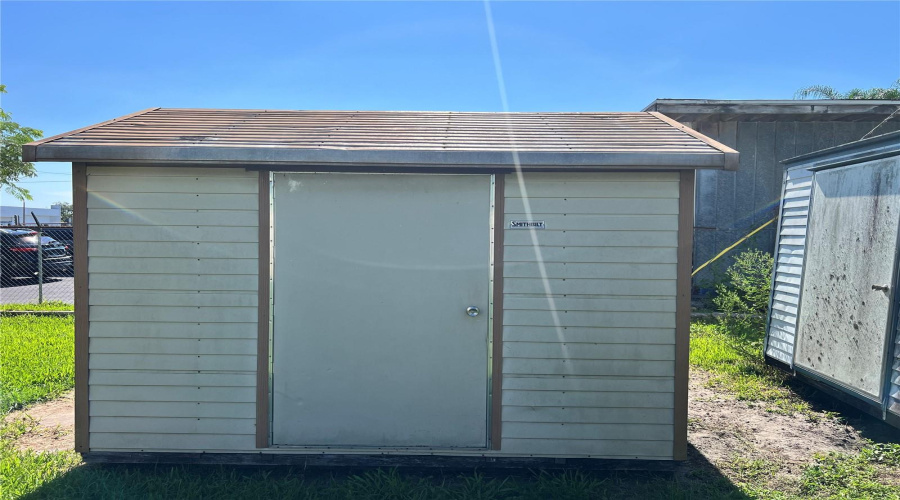 Cocoa, Florida 32922, 3 Bedroom Bedrooms, ,1 Bathroombathrooms,Residential,For Sale,Grace,0,Mfrs5153114