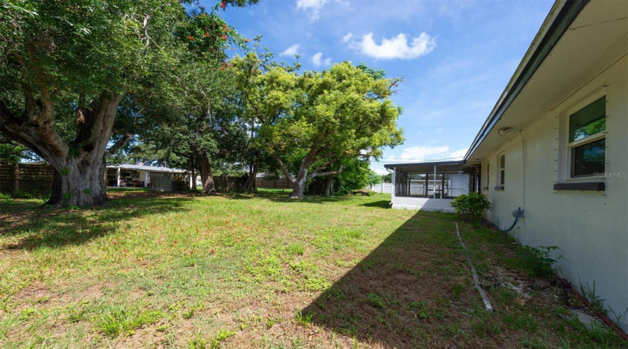 Clearwater, Florida 33759, 2 Bedroom Bedrooms, ,1 Bathroombathrooms,Residential,For Sale,Country,0,Mfrtb8538223