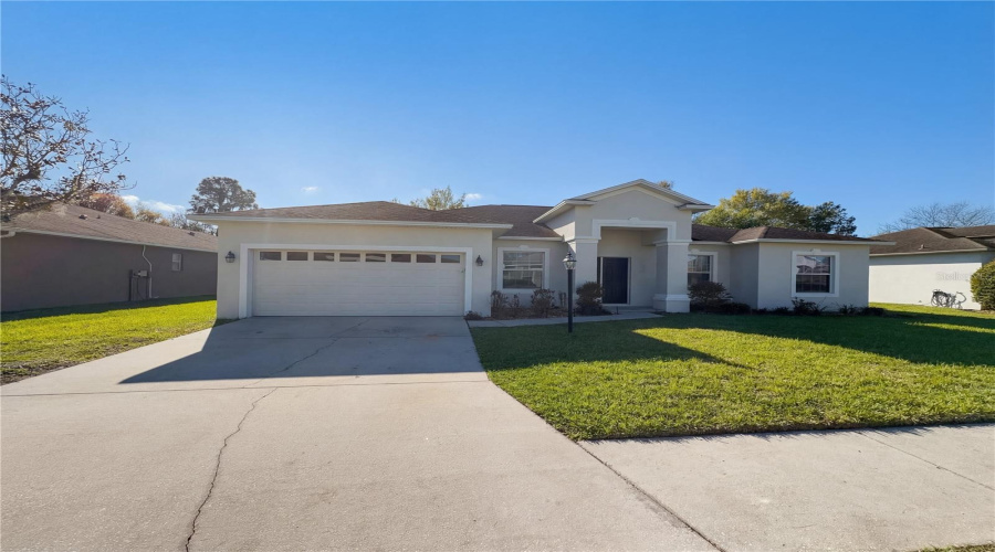 Lakeland, Florida 33813, 4 Bedroom Bedrooms, ,3 Bathroombathrooms,Residential,For Sale,Hickory Leaf,0,Mfrtb8486704