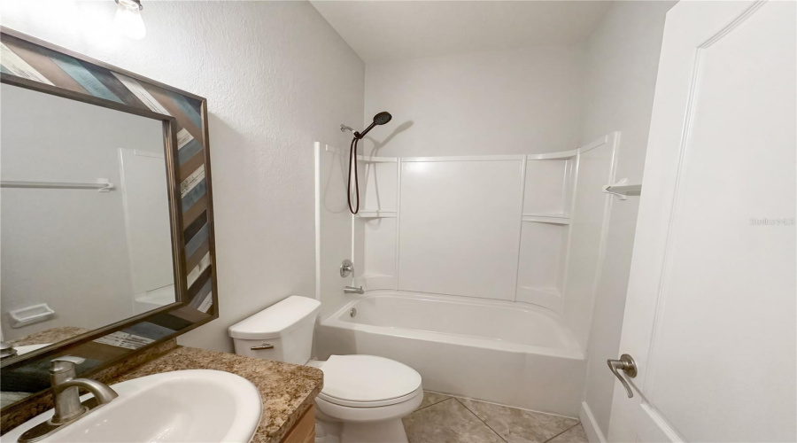 Lakeland, Florida 33813, 4 Bedroom Bedrooms, ,3 Bathroombathrooms,Residential,For Sale,Hickory Leaf,0,Mfrtb8486704