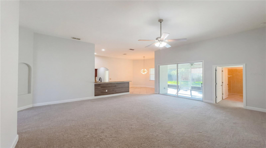 Lakeland, Florida 33813, 4 Bedroom Bedrooms, ,3 Bathroombathrooms,Residential,For Sale,Hickory Leaf,0,Mfrtb8486704