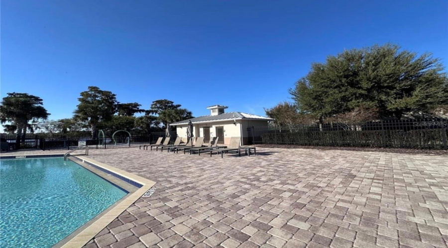 Windermere, Florida 34786, 3 Bedroom Bedrooms, ,2 Bathroombathrooms,Residential,For Sale,Iron Mountain,0,Mfrs5154426
