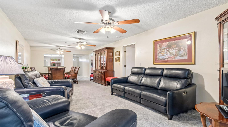 Port Richey, Florida 34668, 2 Bedroom Bedrooms, ,2 Bathroombathrooms,Residential,For Sale,Carriage Hill,0,Mfrw7886975
