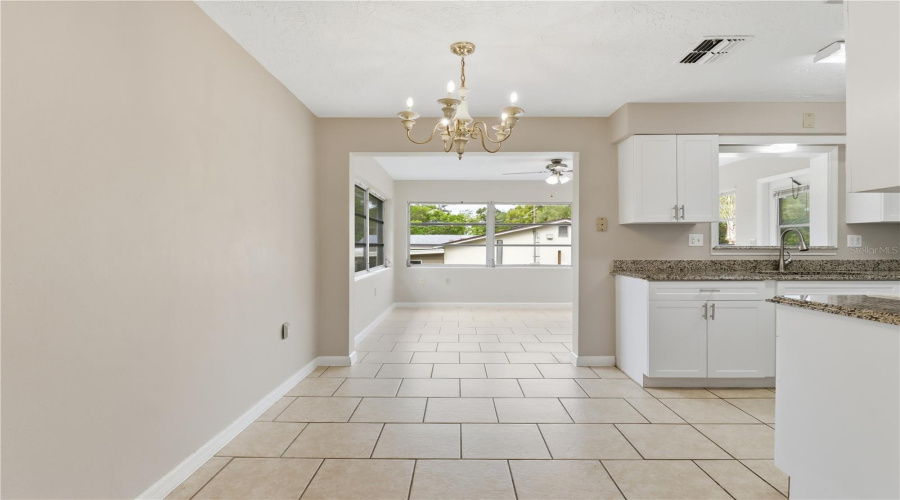 Beverly Hills, Florida 34465, 3 Bedroom Bedrooms, ,2 Bathroombathrooms,Residential,For Sale,Regina,0,Mfrp4938555