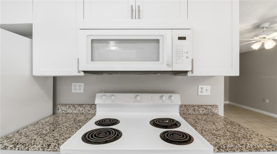 Beverly Hills, Florida 34465, 3 Bedroom Bedrooms, ,2 Bathroombathrooms,Residential,For Sale,Regina,0,Mfrp4938555