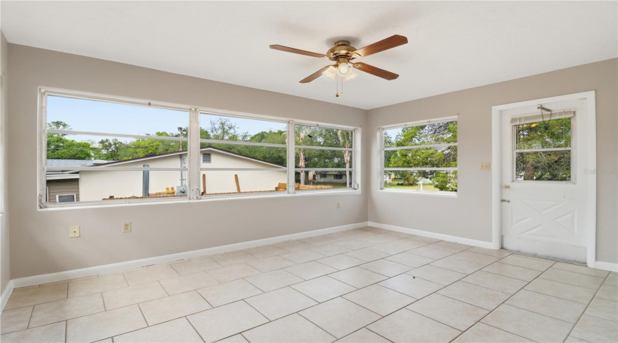Beverly Hills, Florida 34465, 3 Bedroom Bedrooms, ,2 Bathroombathrooms,Residential,For Sale,Regina,0,Mfrp4938555