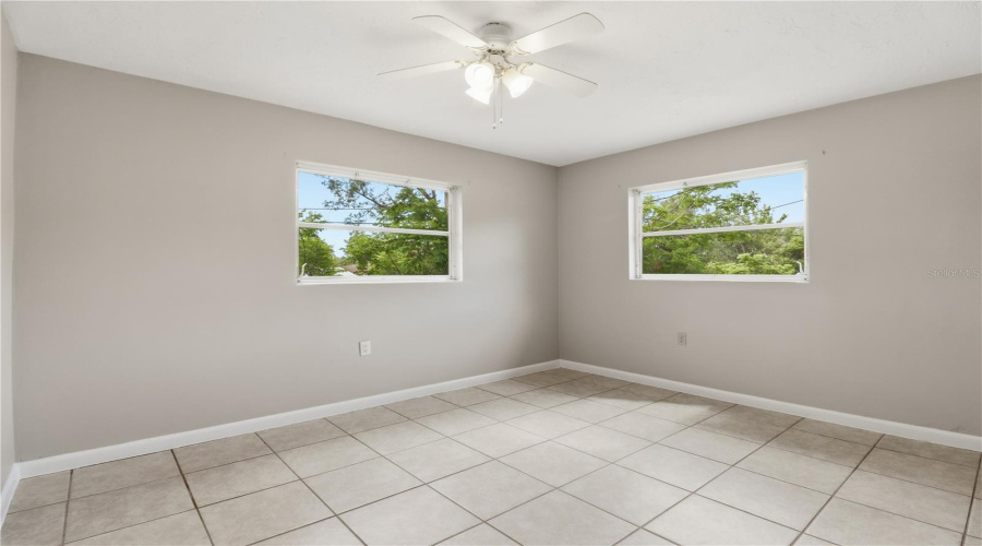 Beverly Hills, Florida 34465, 3 Bedroom Bedrooms, ,2 Bathroombathrooms,Residential,For Sale,Regina,0,Mfrp4938555