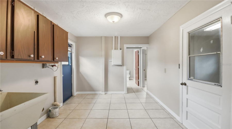 Beverly Hills, Florida 34465, 3 Bedroom Bedrooms, ,2 Bathroombathrooms,Residential,For Sale,Regina,0,Mfrp4938555