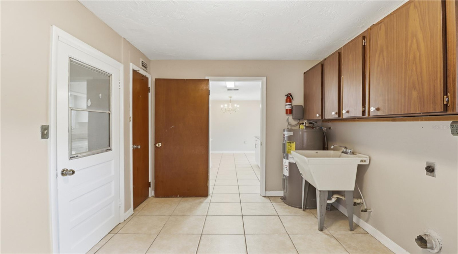 Beverly Hills, Florida 34465, 3 Bedroom Bedrooms, ,2 Bathroombathrooms,Residential,For Sale,Regina,0,Mfrp4938555