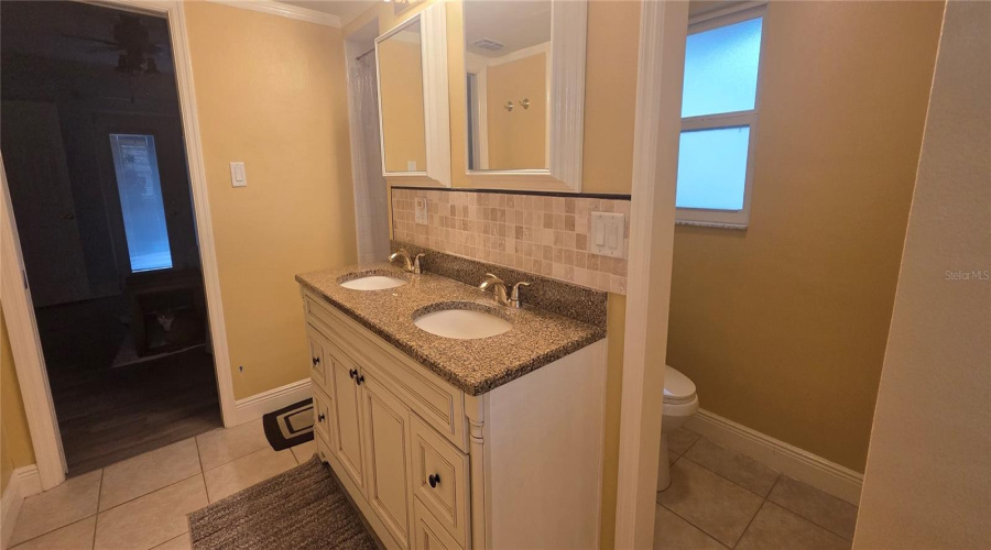 Fern Park, Florida 32730, 4 Bedroom Bedrooms, ,2 Bathroombathrooms,Residential,For Sale,Yarmouth,0,Mfro6436845