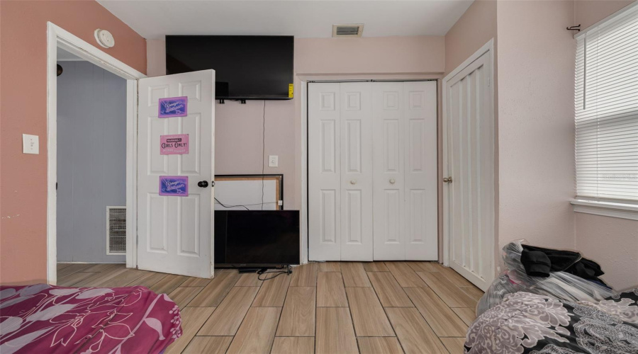 St Petersburg, Florida 33711, 3 Bedroom Bedrooms, ,1 Bathroombathrooms,Residential,For Sale,47Th,0,Mfrtb8532333