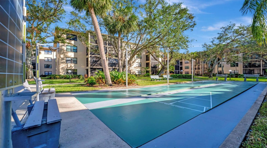 Bradenton, Florida 34205, 1 Bedroom Bedrooms, ,1 Bathroombathrooms,Residential,For Sale,30Th,0,Mfra4688153