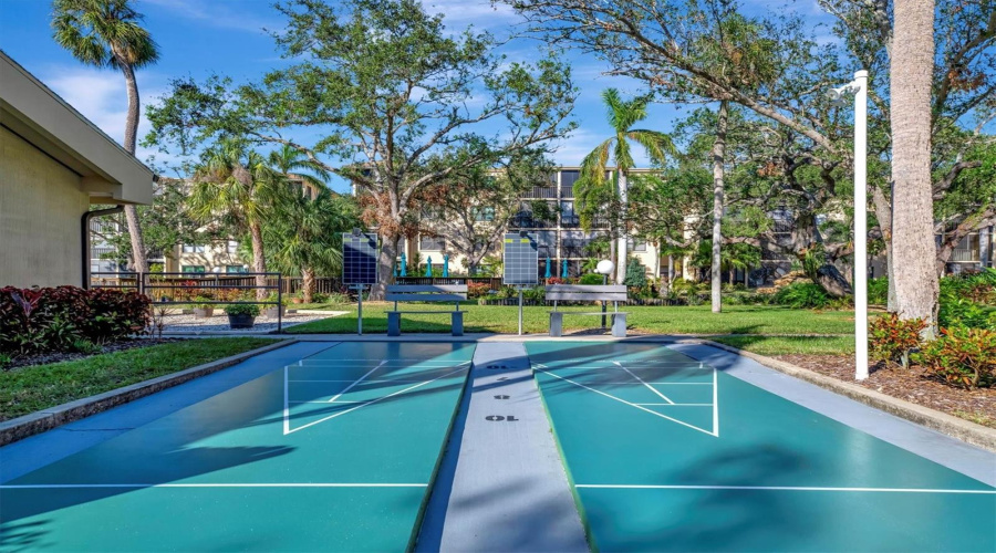 Bradenton, Florida 34205, 1 Bedroom Bedrooms, ,1 Bathroombathrooms,Residential,For Sale,30Th,0,Mfra4688153